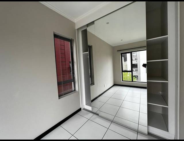 2 BEDROOM APARTMENT FOR SALE IN FOURWAYS